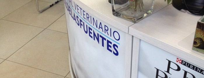 Centro Veterinario Valdelasfuentes is one of Tempat yang Disukai Alejandro.