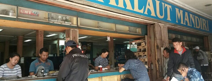 Sinar Laut Mandiri is one of Guide to Jakarta's best spots.