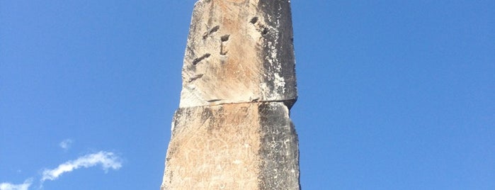 Obelisco is one of Locais curtidos por Faruk.