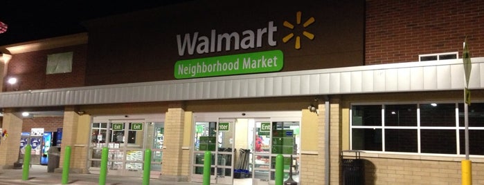 Walmart Neighborhood Market is one of Cheri’s Liked Places.