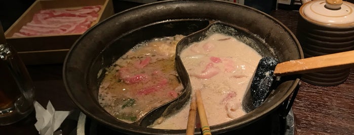 しゃぶしゃぶ温野菜 is one of Sangen-jaya.