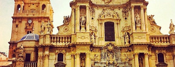 Catedral de Murcia is one of le baroque.