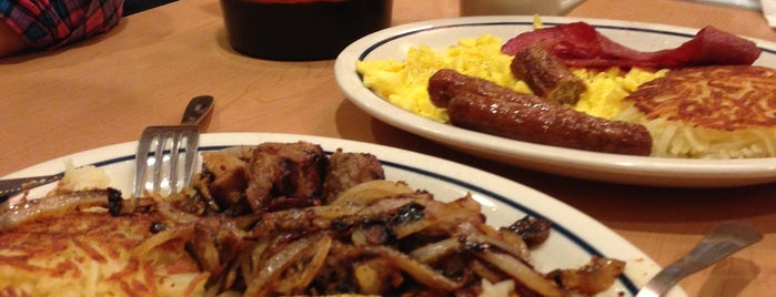 IHOP is one of RESTAURANTS TO VISIT IN NYC 🍝🍴🍩🍷.