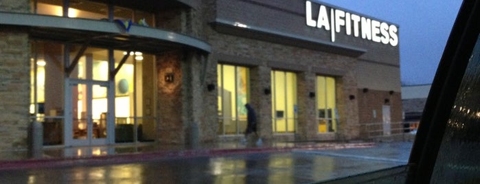 LA Fitness is one of Tempat yang Disukai Francisco.