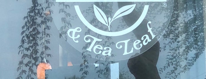 The Coffee Bean & Tea Leaf is one of La Quinta.