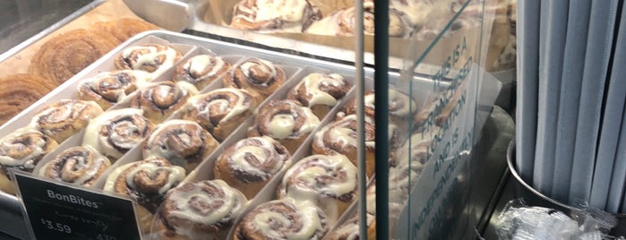 Cinnabon is one of David’s Liked Places.