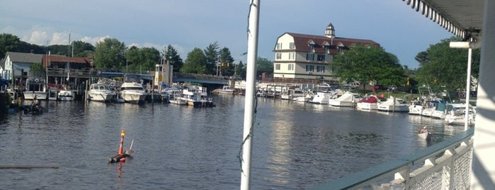 Idler Riverboat Bar & Grill is one of South Haven, MI.
