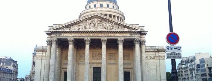 Pantheon is one of Paris.