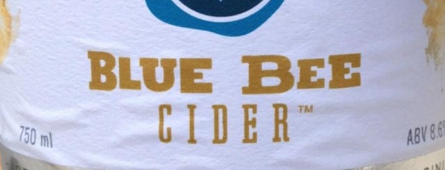 Blue Bee Cider is one of Lieux qui ont plu à S.