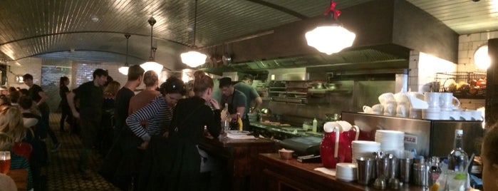 Electric Diner is one of Posti che sono piaciuti a Shamus.