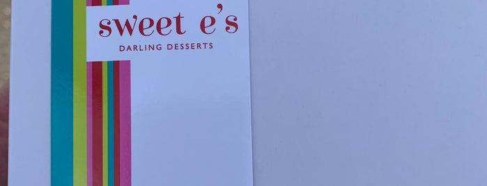 Sweet E's Pastries & Sweets is one of Lara'nın Kaydettiği Mekanlar.