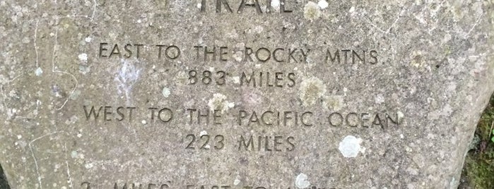 Pacific Northwest Trail is one of Lieux qui ont plu à Sheena.