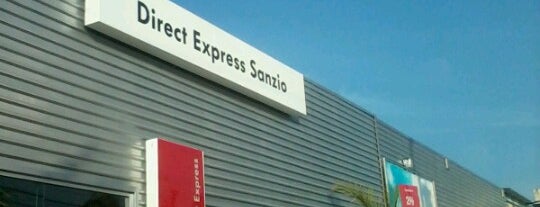 Direct Express Sanzio is one of Orte, die Rodrigo gefallen.