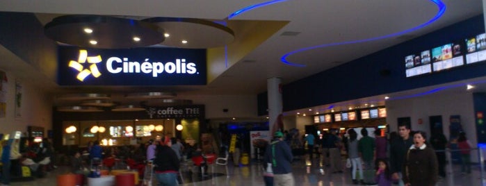 Cinépolis is one of Lugares favoritos de Sergio.