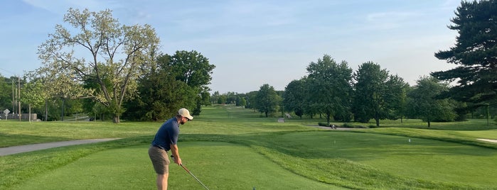 Blue Ash Golf Course is one of Lugares favoritos de Takuji.