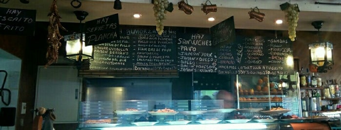 Restaurante El Perita is one of mis sitios en Valencia.
