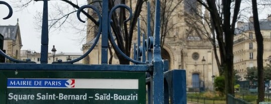 Square Saint Bernard- Said Bouziri is one of Balades.