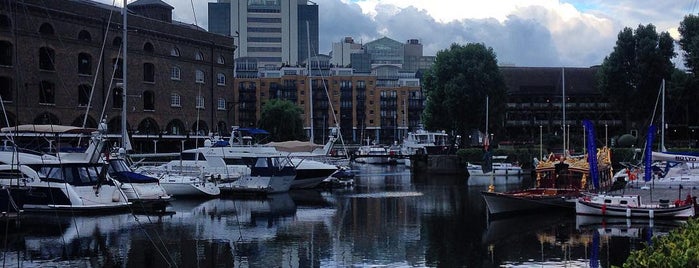 River Lounge Italian is one of London eats.