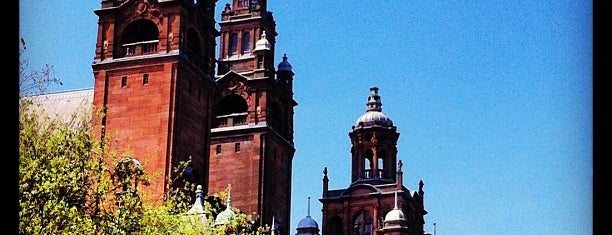 Kelvingrove Art Gallery and Museum is one of Glasgow - Dear Green Place.