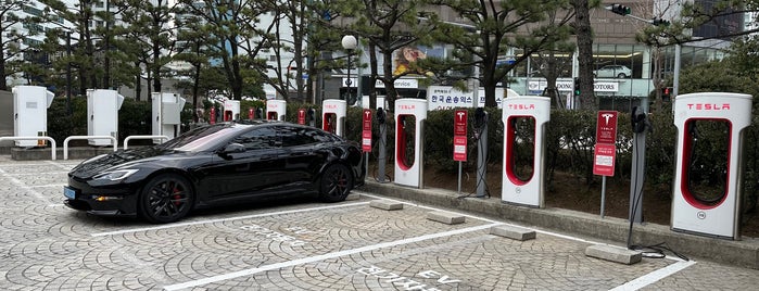 테슬라 부산 수퍼차저 is one of Tesla Supercharger.