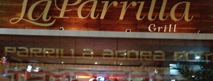 La Parrilla Grill is one of สถานที่ที่ Rafael ถูกใจ.