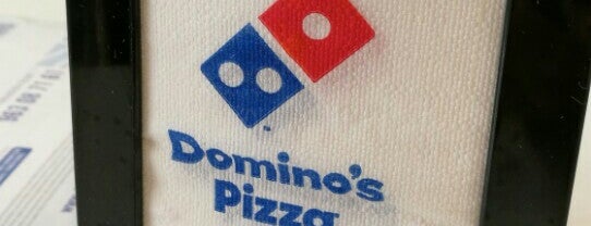 Domino's Pizza is one of สถานที่ที่ Sergio ถูกใจ.