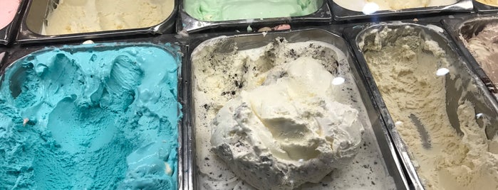 Cold Stone Creamery is one of Must-visit Food in Brooklyn.