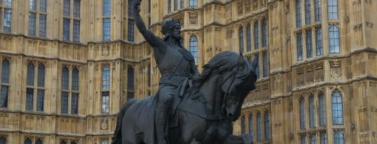 Palace of Westminster is one of Lugares favoritos de David.