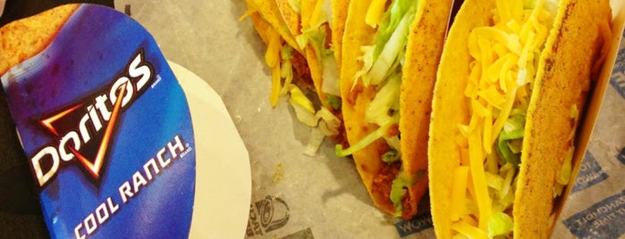 Taco Bell is one of Naren 님이 좋아한 장소.