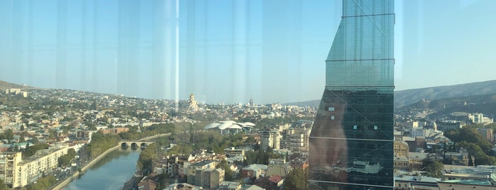 Oxygen Bar is one of Guide to Tbilisi's best spots.