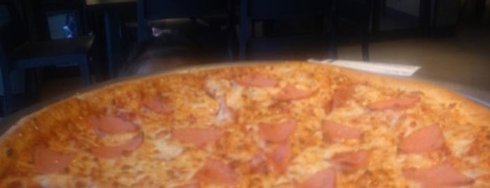 Domino's Pizza is one of Orte, die Kri gefallen.