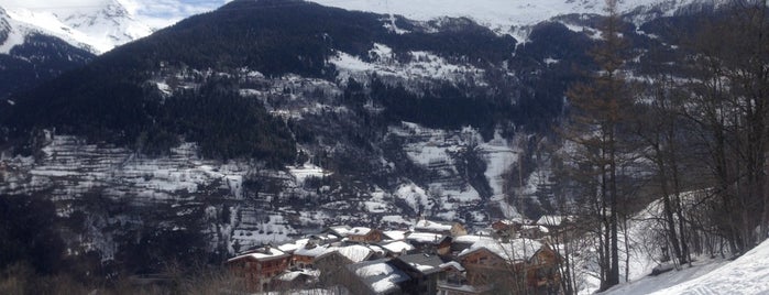 Villaroger is one of Les 200 principales stations de Ski françaises.