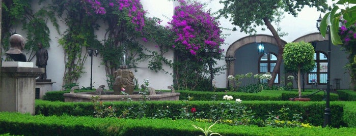 Casa de la Cultura de Azcapotzalco is one of Lieux qui ont plu à Felipe.
