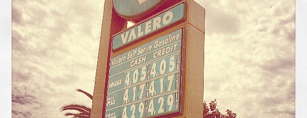 Valero is one of Eveさんのお気に入りスポット.