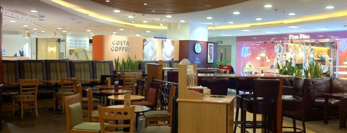 Costa Coffee is one of Tempat yang Disukai Hongyi.