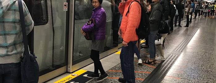 MTR Yau Ma Tei Station is one of Shank'ın Beğendiği Mekanlar.