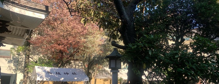 鳥越神社 is one of Tempat yang Disukai Masahiro.