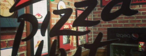 Pizza Hut is one of Jordan 님이 좋아한 장소.