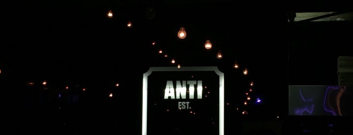 Anti Est is one of Jo'burg.
