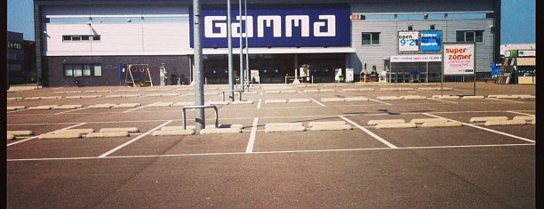 Gamma is one of Tempat yang Disukai Rene.