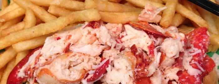 Yankee Lobster is one of Ultimate Summertime Lobster Rolls.