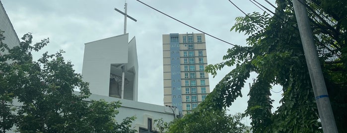 The Second Church Samyan is one of Christian Church in Bangkok.