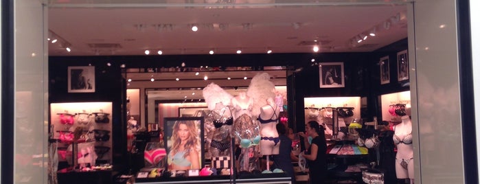 Victoria's Secret is one of Boca.