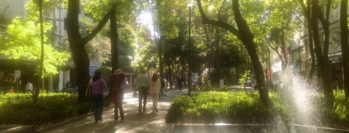 Plaza Iztaccihuatl is one of Lugares favoritos de Oscar.