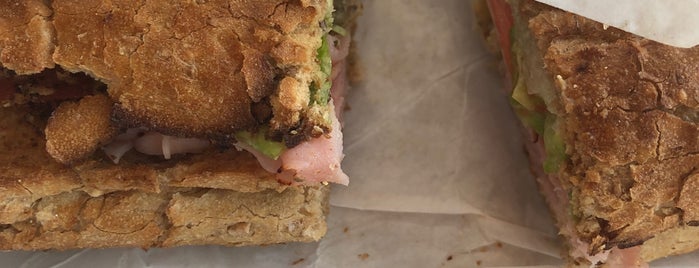 Potbelly Sandwich Shop is one of Chicago time.