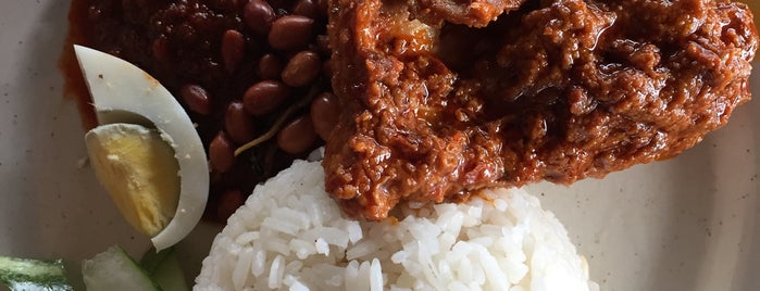 Warung Nasi Lemak Pak Ayob is one of Potential place to try.
