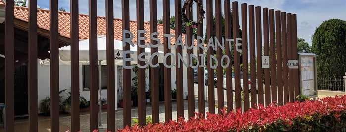O Escondido de Chamosinhos is one of Restaurantes e outros sitios onde se come ben.