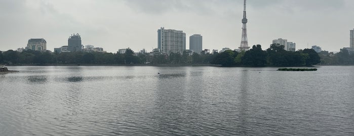 Công Viên Thống Nhất (Reunification Park) is one of ra đường :v.