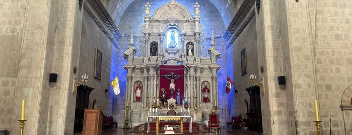 Catedral de Puno is one of Peru Tour.