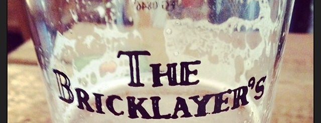 The Bricklayer's Arms is one of Missed London Nightlife.
